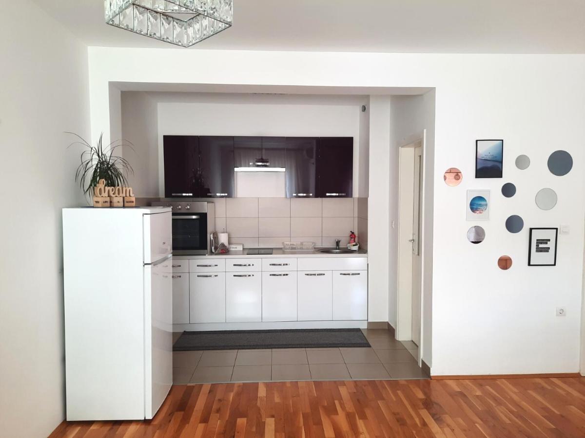 Apartman Natasha Требинье Экстерьер фото
