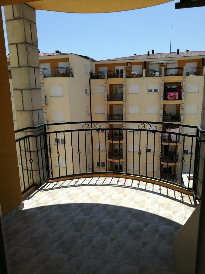 Apartman Natasha Требинье Экстерьер фото